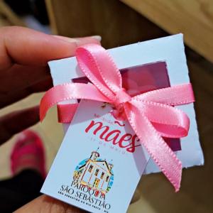 Mini sabonete artesanal com caixinha - 50 unidades