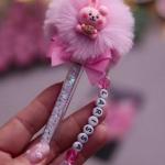 Canetas pompom e nome