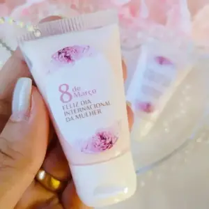 Creme hidratante bisnaga