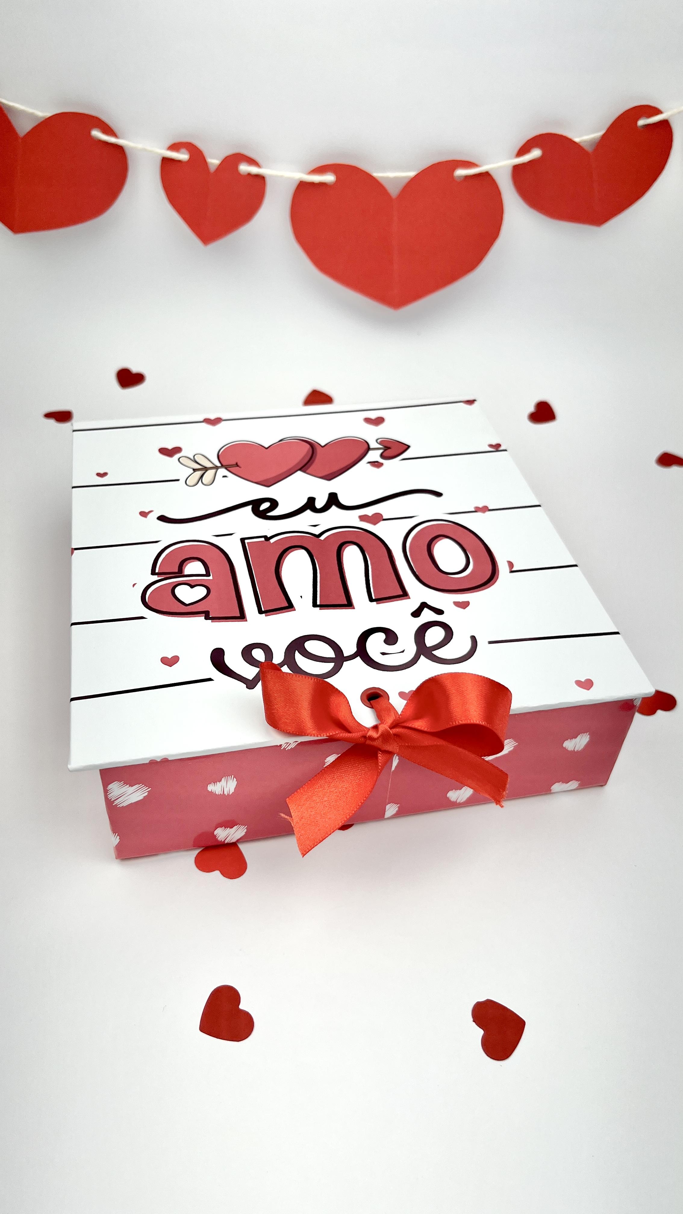 Caixa cartonada  "Eu amo amar você" | Dia dos Namorados