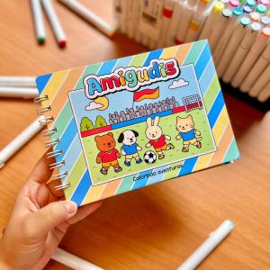 Livro de Colorir Amigudis| Menina
