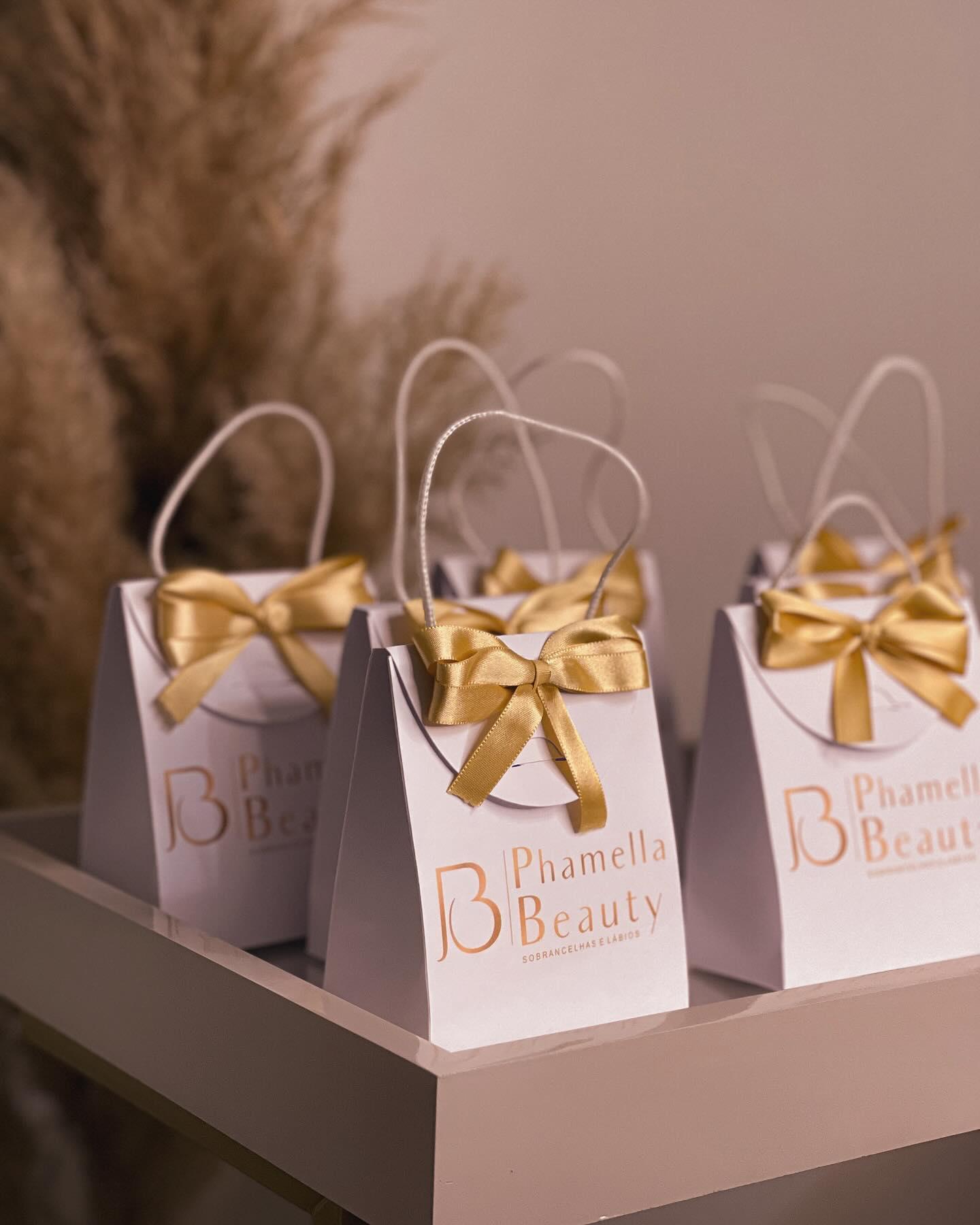 Sacola de Papel Branca Personalizada