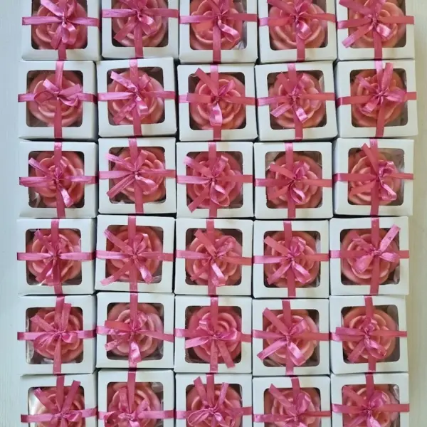 Mini sabonete mini rosa + caixinha